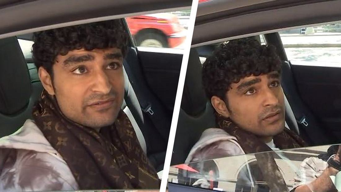 Param Sharma auf dem Rücksitz eines Tesla Param Sharma auf dem Rücksitz eines Tesla