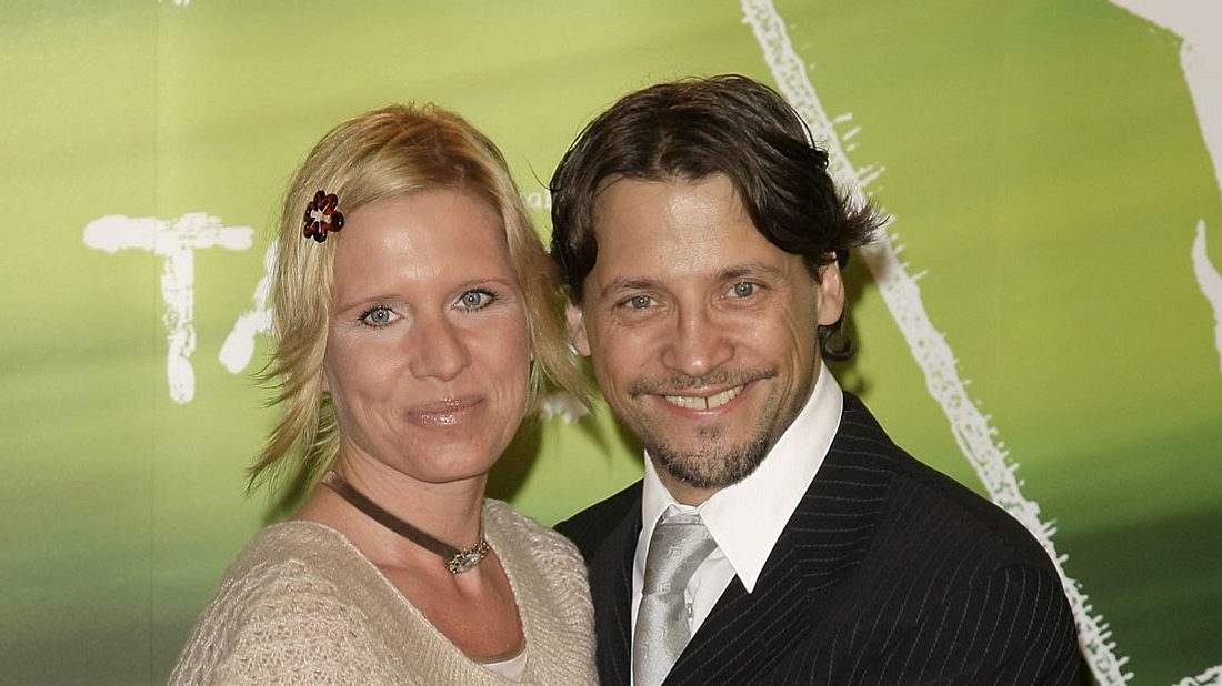 Was macht Patrick Bach eigentlich heute? Patrick Bach mit seiner Ehefrau Carola.
