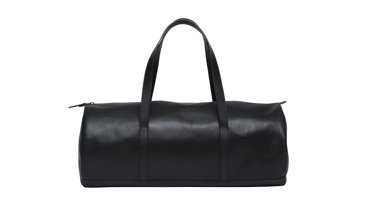 CM 17 Travel Bag von PB 0110 aus schwarzem Leder für 749 Euro (52 x 22,5 x 23 cm)