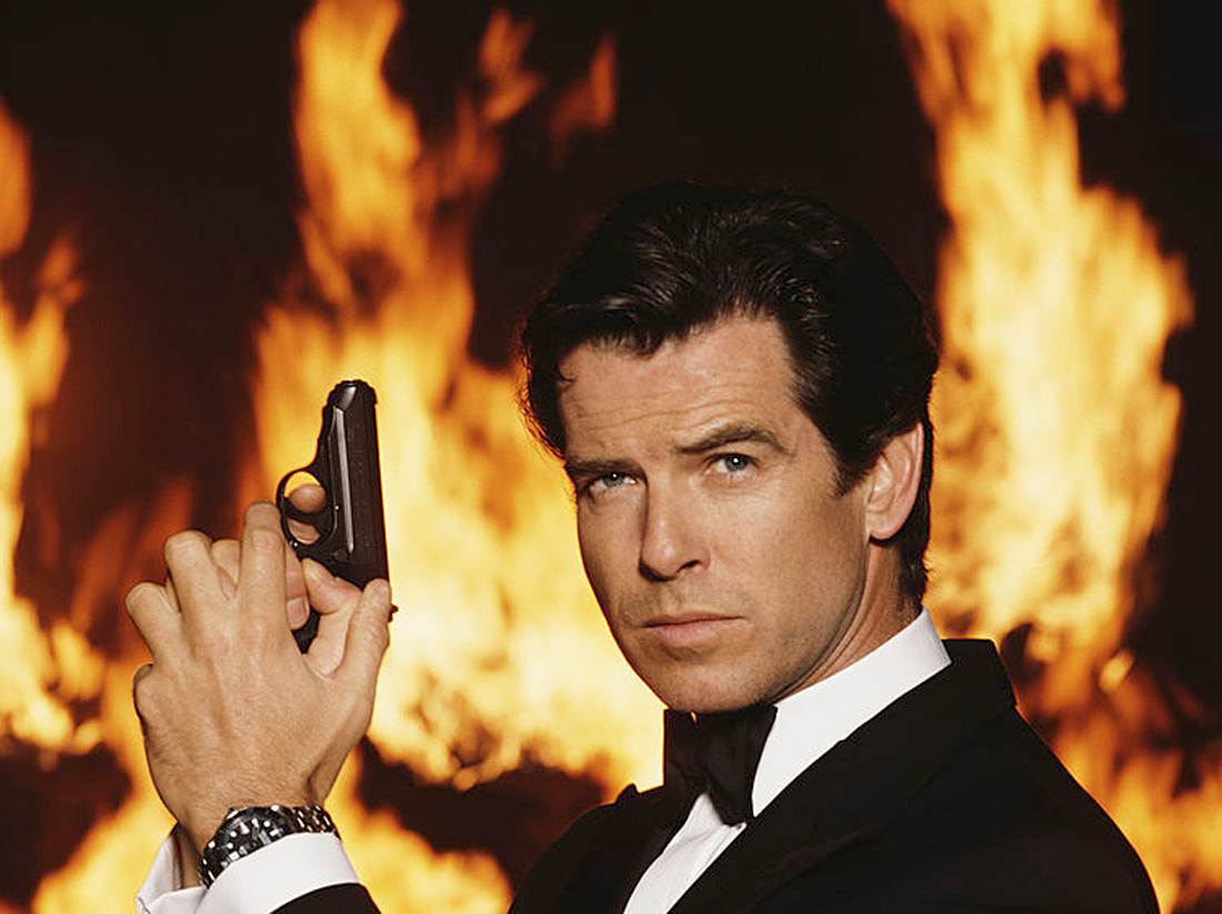 Smart und sexy: Pierce Brosnan auf einem Promobild für GoldenEye