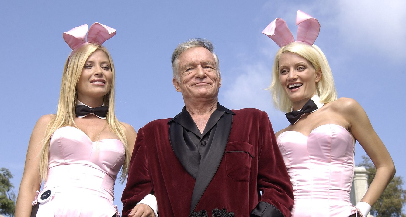 Hugh Hefner mit Playmates Hugh Hefner mit Playmates