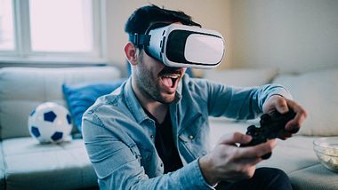 Playstation VR Spiele Brille Kaufen Vergleich - Foto: iStock/RgStudio