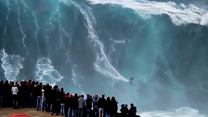 Praia Do Norte Surfer Reiten Die Grossten Wellen Der Welt Mannersache