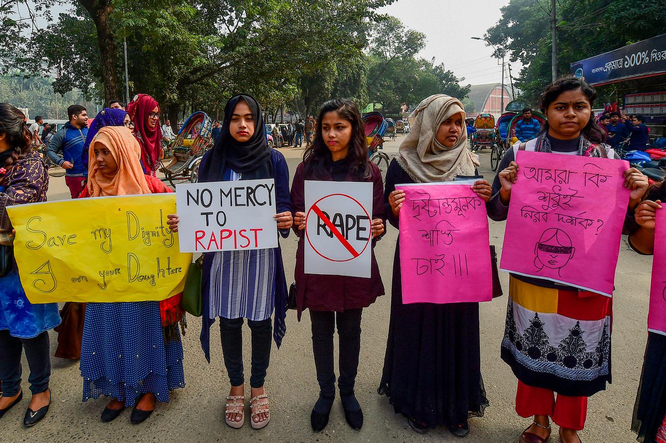 Proteste gegen Vergewaltiger in Bangladesh Proteste gegen Vergewaltiger in Bangladesh