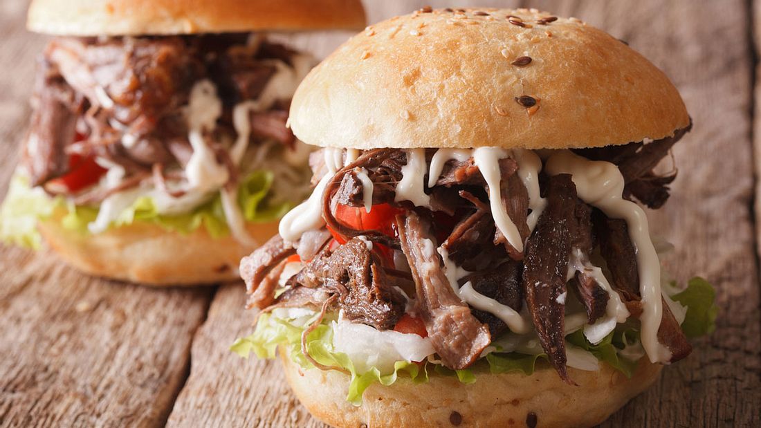 Pulled Pork im Brötchen Pulled Pork im Brötchen
