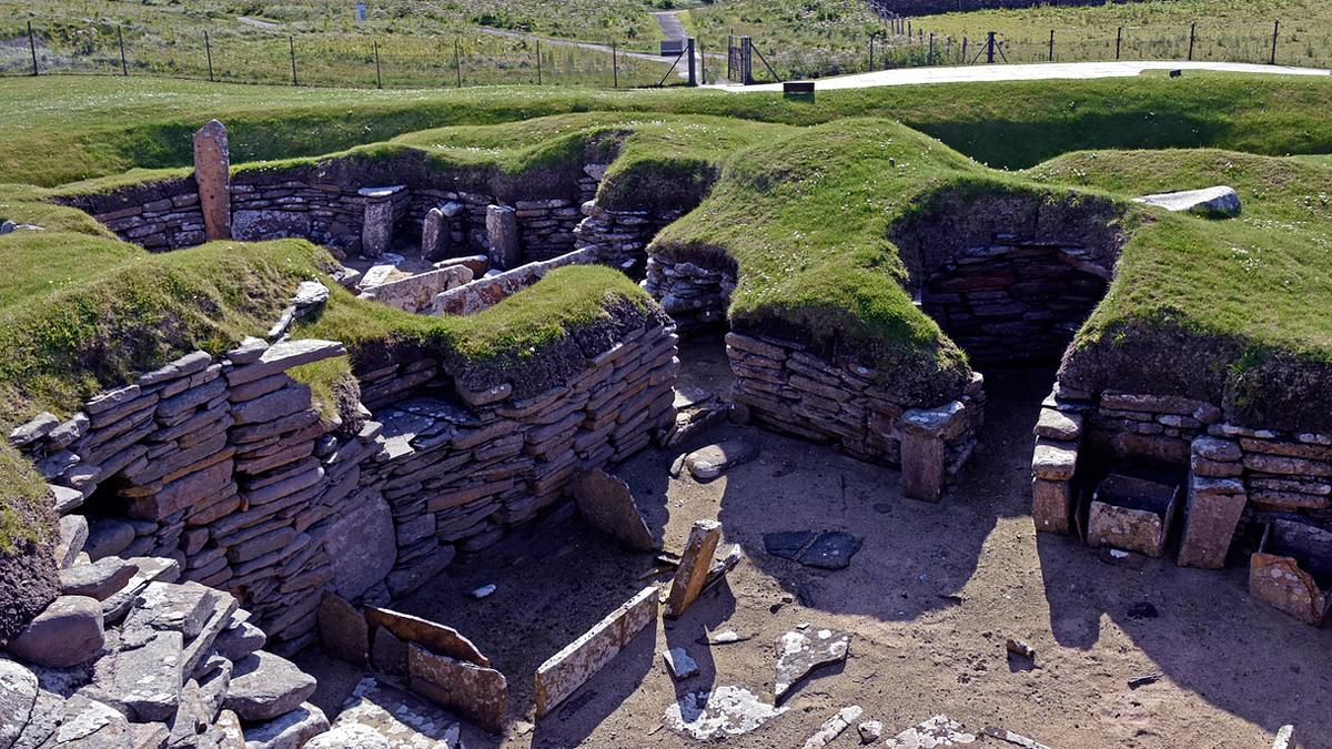 Überreste der alten Tempelanlage beim Ring von Brodgar