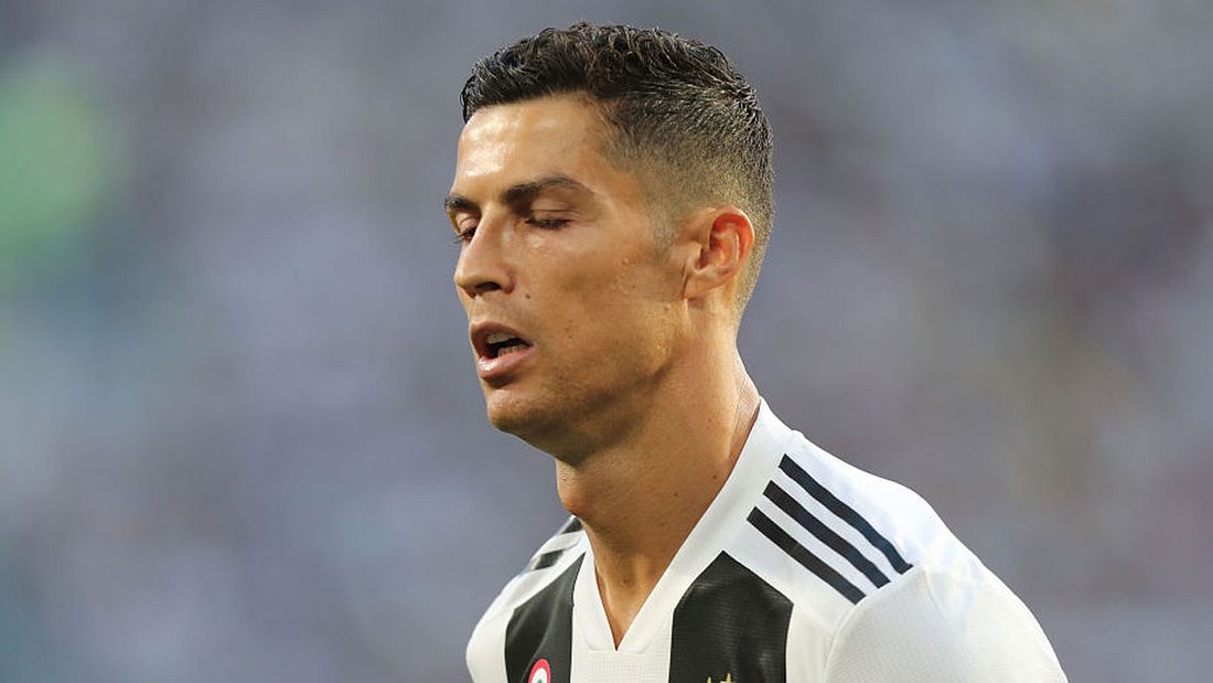 Cristiano Ronaldo äußert sich zu Vergewaltigungsvorwürfen. Cristiano Ronaldo äußert sich zu Vergewaltigungsvorwürfen.