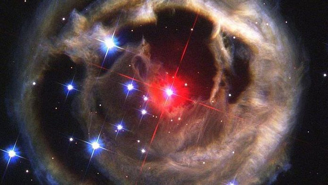 Rote Nova V838 Monocerotis Rote Nova V838 Monocerotis