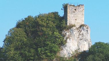 Die Ruine Dietfurt war Kultstätte für die Neutempler - Foto: Wikimedia / Roland Nonnenmacher