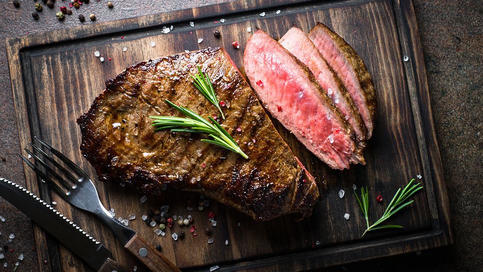 Rumpsteak vom Grill - Foto: istock / Nadianb