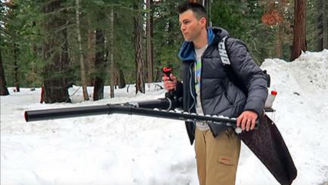 So baust du aus einem Laubbläser eine Schneeball-Kanone
