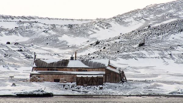 Stotts Hütte auf Ross Island - Foto: iStock / Mickrick