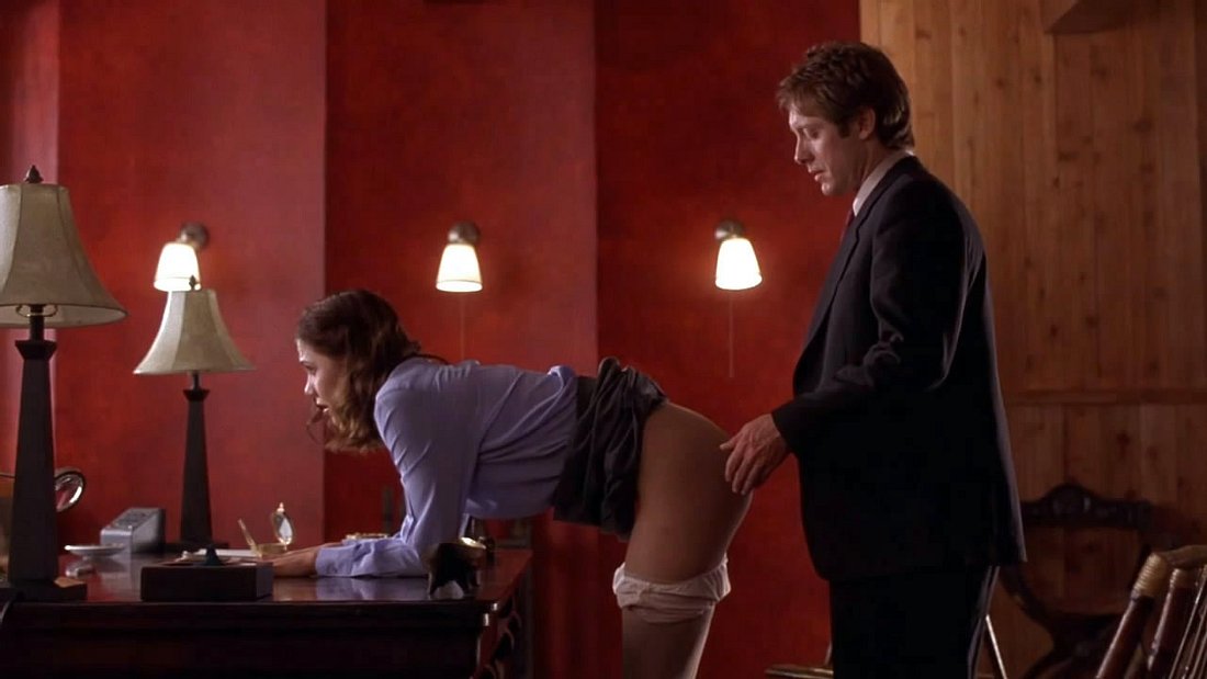 Maggie Gyllenhaal in Secretary Maggie Gyllenhaal in Secretary
