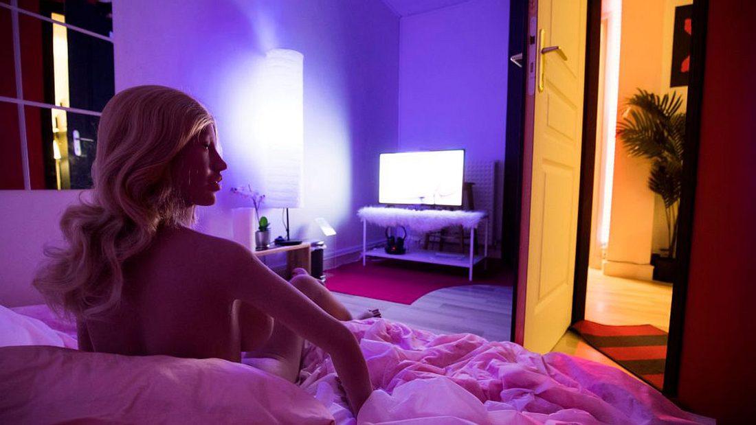 Ein Sexpuppen-Puff in Turin musste wieder schließen. Jetzt musste ein Sexpuppen-Puff in Turin schließen.
