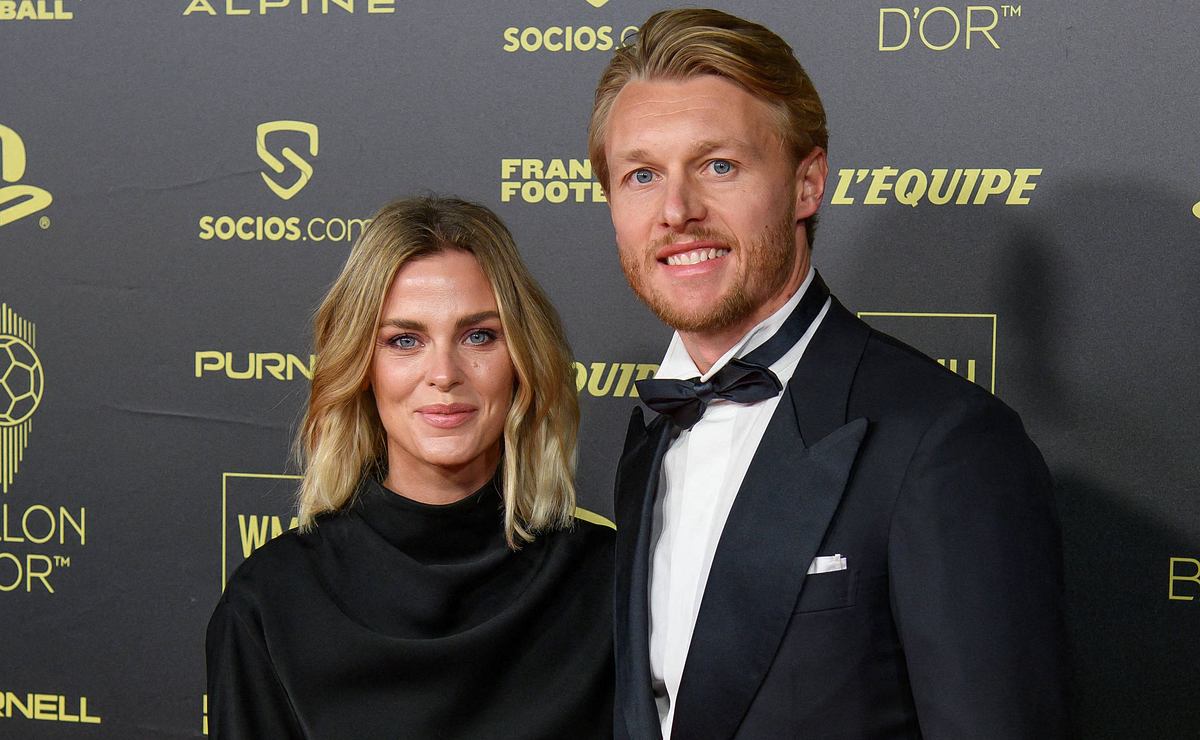 Elina Gollert, Simon Kjaer