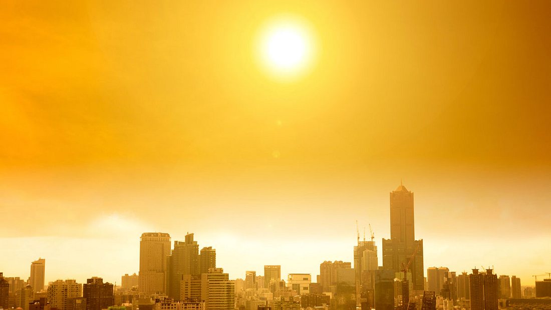 Sonne über der Stadt Sonne über der Stadt