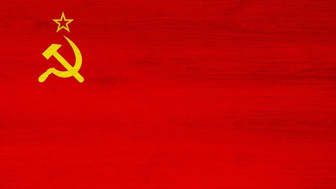 Flagge der Sowjetunion - Foto: iStock / Viktorcvetkovic