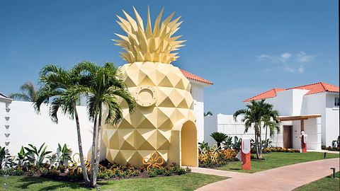 Im dominikanischen Punta Cana befindet sich die ultimative Pilgerstätte für alle Nickelodeon-Jünger: Das Spongebob Schwammkopfs Ananas-Haus  - Foto: Nickelodeon Resorts