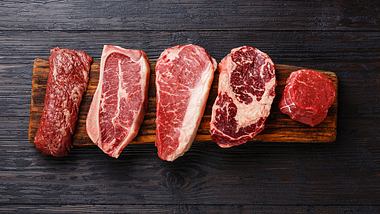 Eine feine Steak-Auswahl - Foto: iStock / Lisovskaya