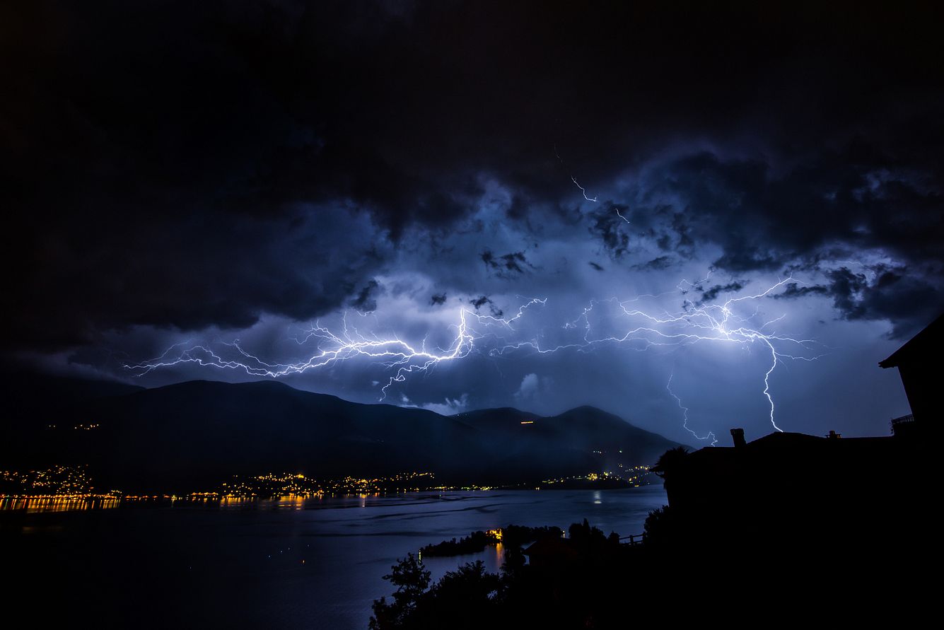 Starkregen und Gewitter Gewitter