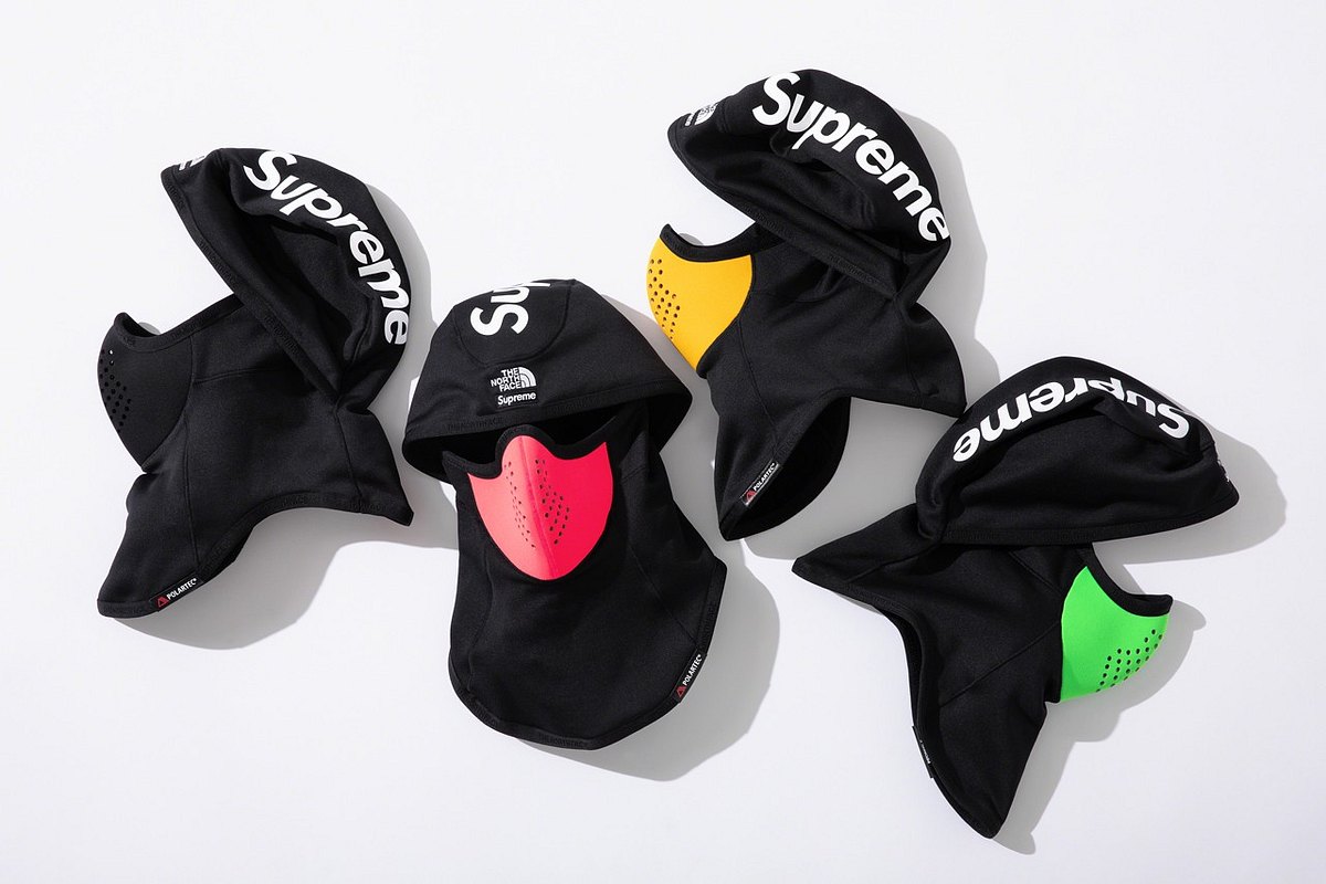 Sturmhauben der neuen Kollektion von Supreme und The North Face