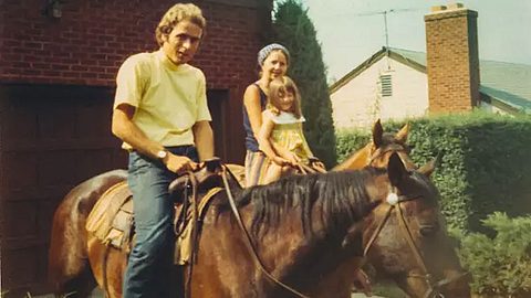 Ted Bundy, Elizabeth Kendall und ihre Tochter Molly - Foto: Amazon Prime