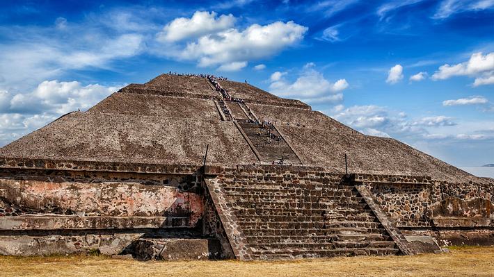 Pyramide der Sonne. Teotihuacan, Mexiko - Foto: iStock / f9photos