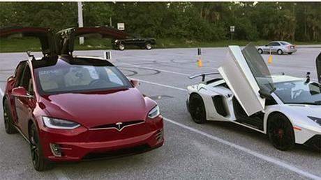 Drag Race: Tesla Model x vs. Lamborghini Aventador - Foto: DragTimes