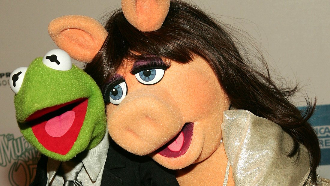 Kermit der Frosch und Miss Piggy aus der Muppet Show