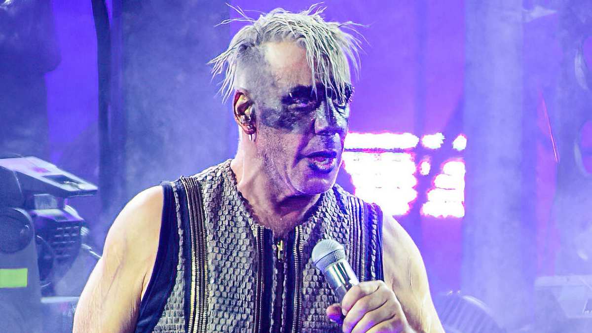 Es Gefällt Dir Doch Neue Schwere Vorwürfe Gegen Rammstein Sänger Till Lindemann Männersache 