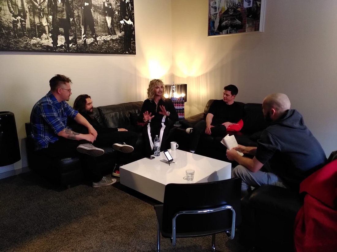 Tokio Hotel im Interview mit MNRS-Redakteur Tim Kinkel Tokio Hotel im Interview mit MNRS-Redakteur Tim Kinkel