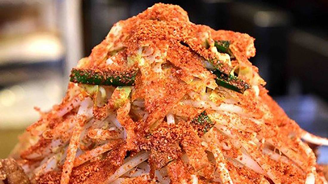 Das Restaurant Umakara Ramen Hyouri in Tokyo bietet jedem 438 US-Dollar, der diese Ramen-Nudel-Schale in unter 20 Minuten isst