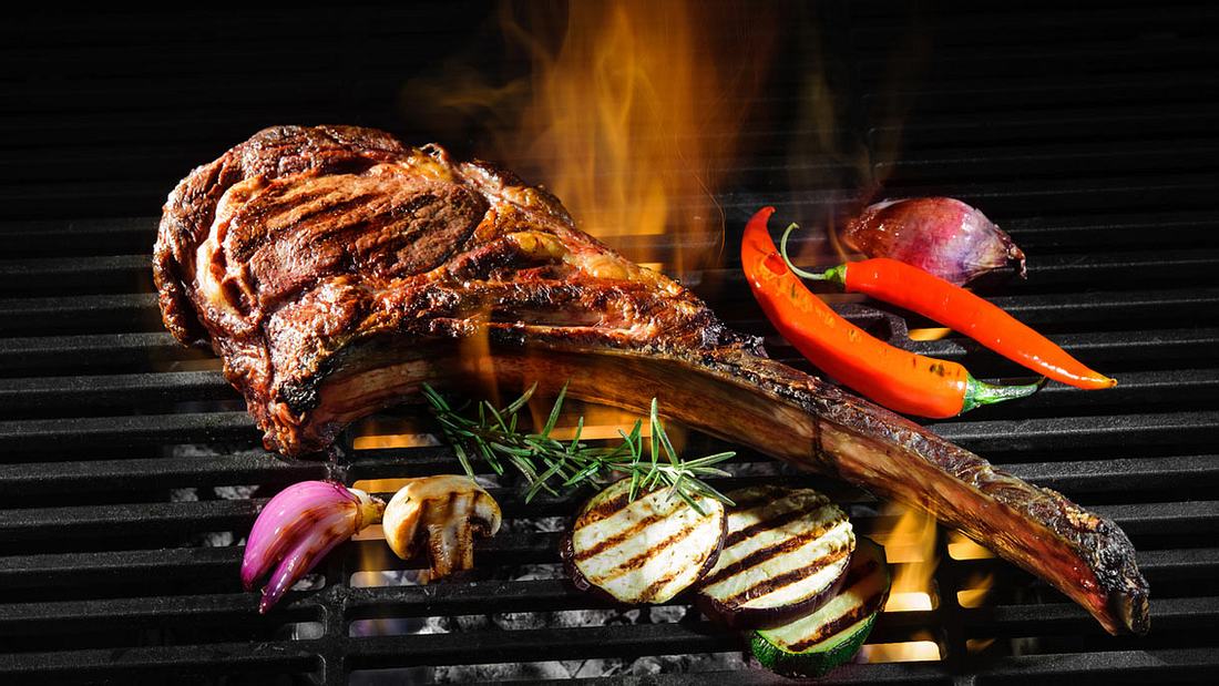 Das Tomahawk auf dem Grill: einfach ein Genuss Das Tomahawk auf dem Grill: einfach ein Genuss
