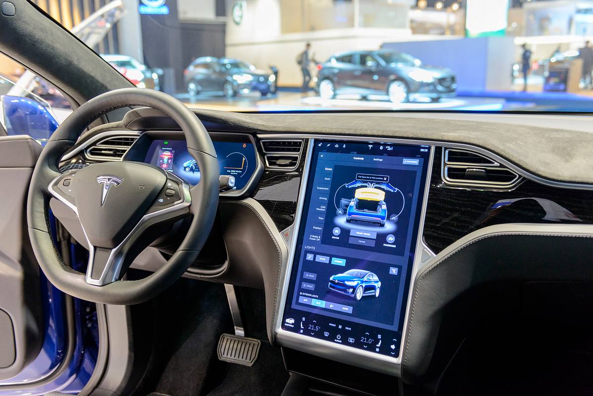 Touchscreen in einem Tesla