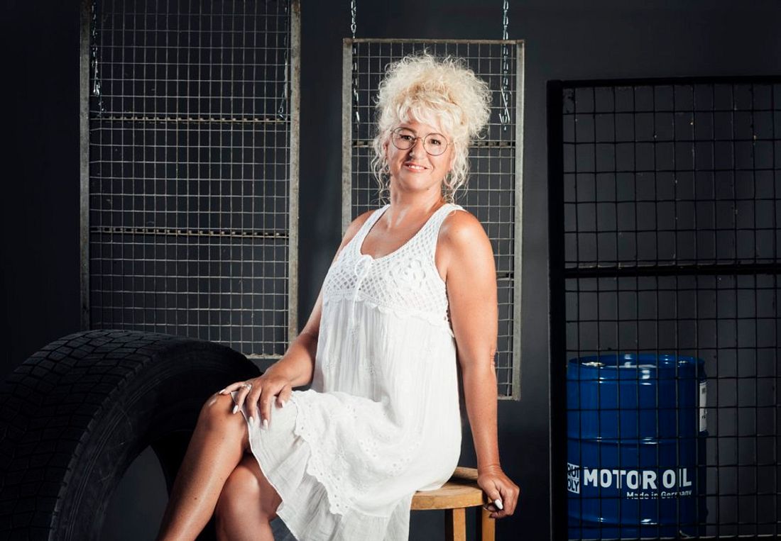 Einmal Lady, immer Lady: Trucker Babe Bettina Einmal Lady, immer Lady: Trucker Babe Bettina