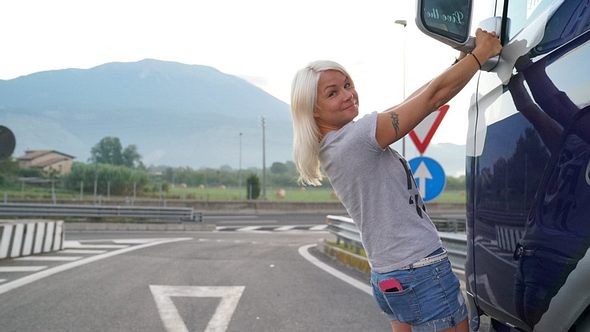 Powerfrau on Tour: Trucker Babe Lissy - Foto: kabel eins