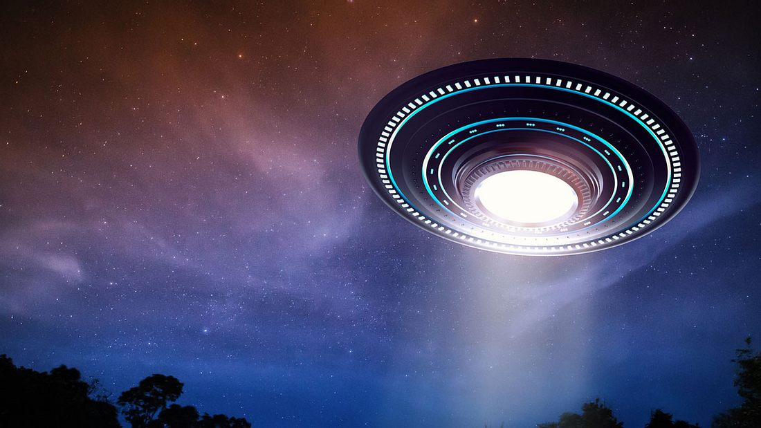 UFO (künstlerische Darstellung) UFO (künstlerische Darstellung)