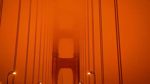 Verkehr auf der Golden Gate Bridge - Foto: Getty Images / Harold Postic