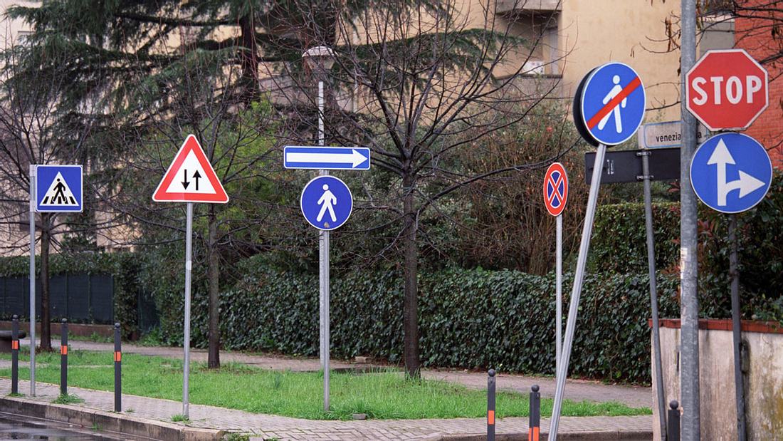 Verkehrsschilder Verkehrsschilder