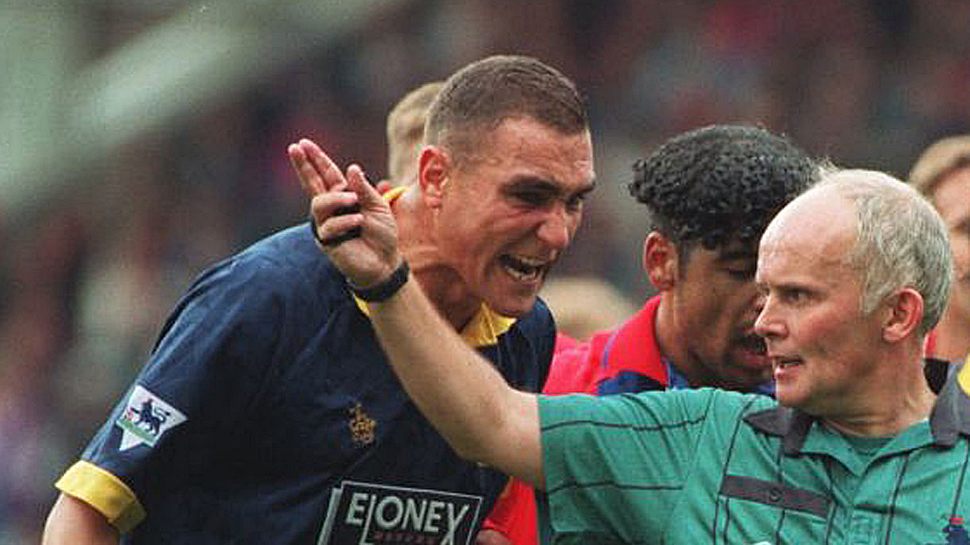 Vinnie Jones als Fußballer - Foto: Getty Images / Michael Cooper