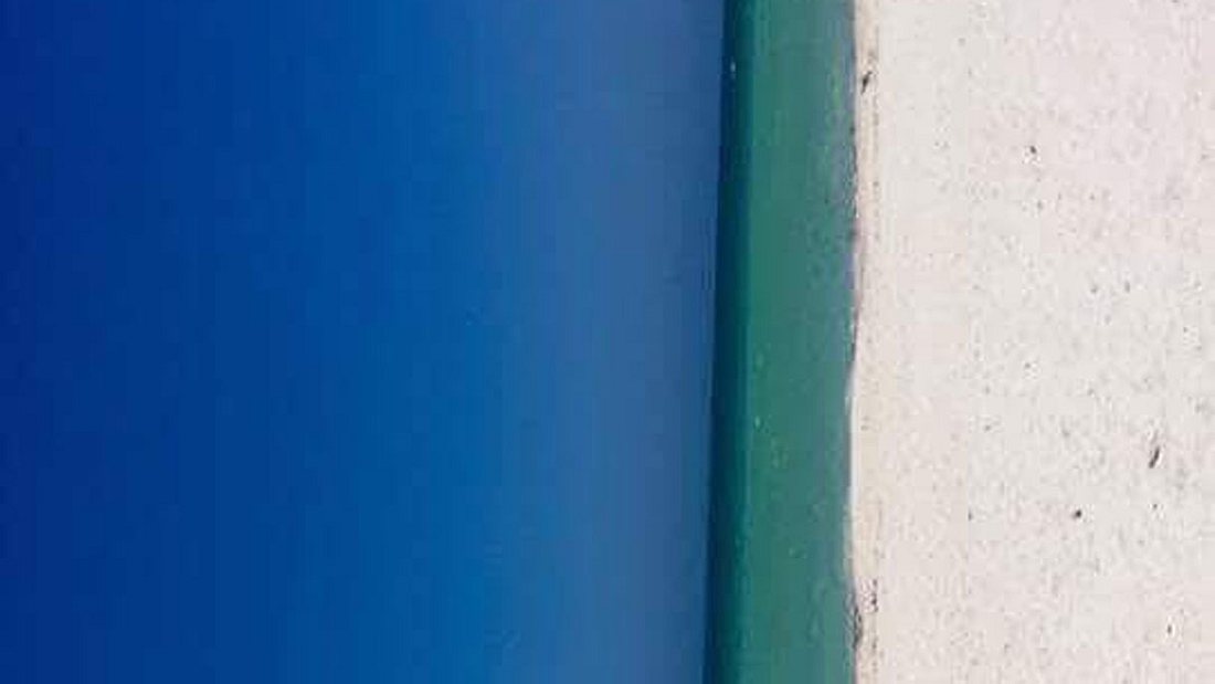 Tür oder Strand? Das ist hier die Frage Tür oder Strand? Das ist hier die Frage