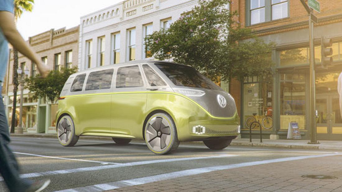 Mit dem VW I.D. Buzz präsentiert Volkswagen die neue Generation seines weltberühmten VW-Bullis