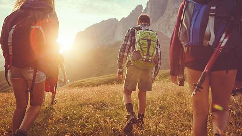 Wanderbekleidung - Foto: iStock / piola666