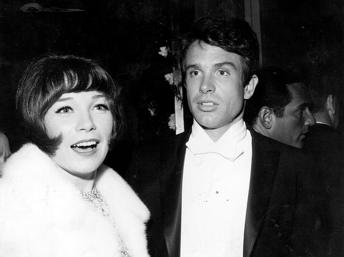 Warren Beatty Shirley MacLaine Oscars 1966 Warren Beatty Shirley MacLaine Oscars 1966