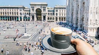 Cappuccino in Mailand - Foto: iStock/BrasilNut1