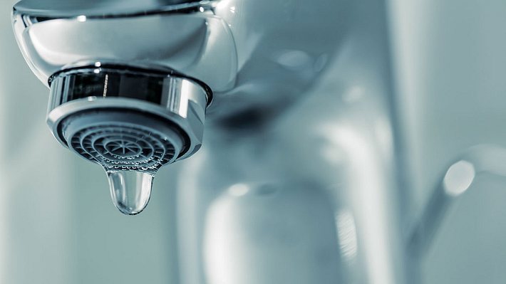 Tropfender Wasserhahn - Foto: iStock/Andrey_Kuzmin