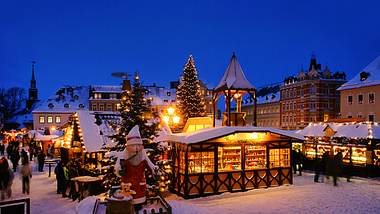 Weihnachtsmarkt - Foto: iStock / LianeM