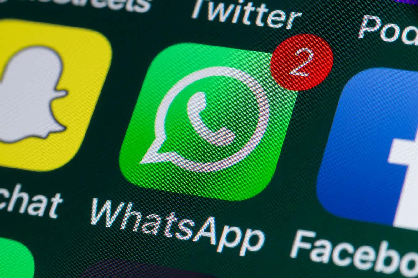 WhatsApp-Symbol auf dem Smartphone