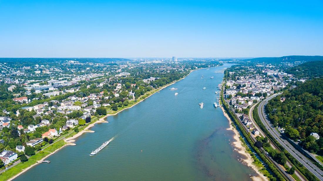 Wo entspringt der Rhein?