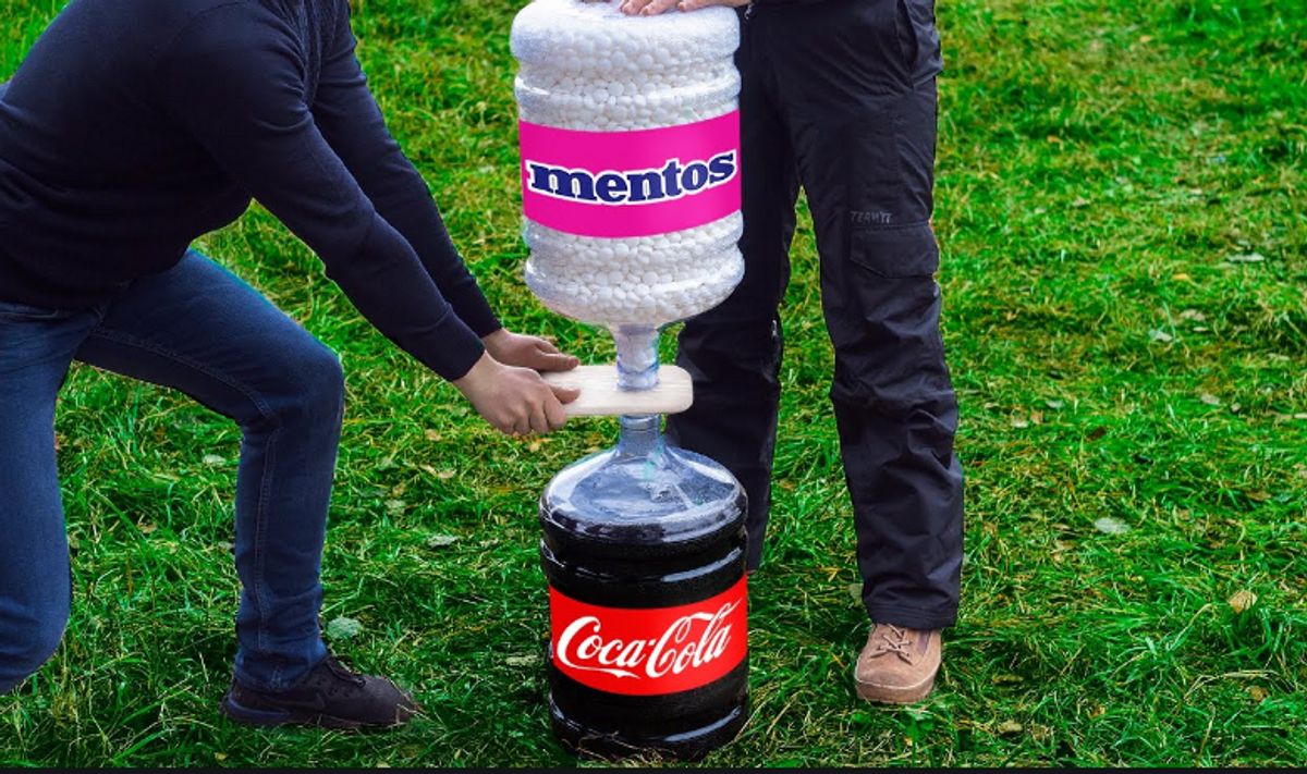 Mentos und Coca Cola